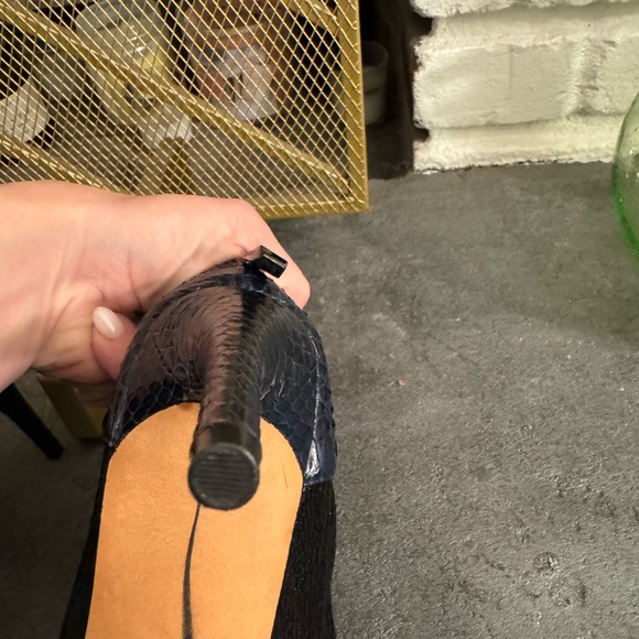 BCBGMaxAzria Vera Cuoio Leather Navy Leather Snakeskin Print/Lace Bootie… - Picture 11 of 11